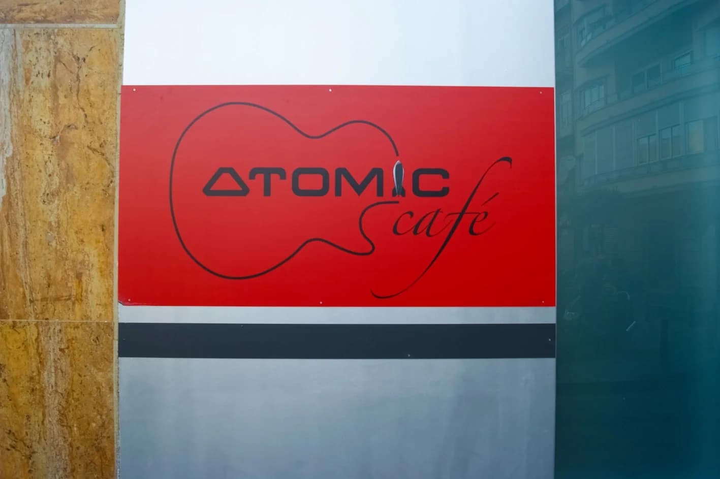 Atomic facade — 4
