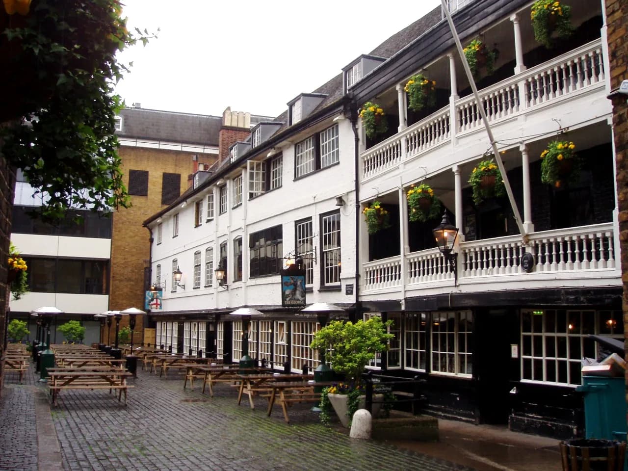 Cena · The George Inn — London